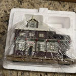 Hawthorne Village "gift Docking Station" Train Railroad Acc. Lighted.. Fixed Price $31.49.