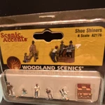 Woodland Scenics Painted Gauge Shoe Shiners Figures 1:160 Scale A2176. Fixed Price $10.00.