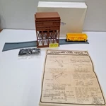 Ho Scale Life-like Coal Tipple Structure Kit 580200 New Open Box. Fixed Price $20.00.