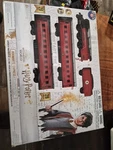 Lionel 7-11981 Harry Potter Hogwarts Express 28PC Battery Operated Train Tested. Fixed Price $25.00.