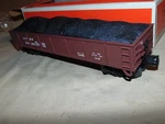 Lionel 17402 Santa Fe Gondola With Coal + Box. Fixed Price $15.00.