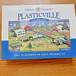 Bachmann Plasticville Model Kit #45534, (ho Scale) Pink Lady Boutique, **as Is**. Fixed Price $18.00.