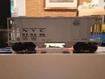 Weaver 3027 3-RAIL Scale 34' New York Central PS-2 Hopper. Fixed Price $20.00.