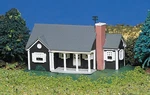 Bachmann 45814 Scale New England Ranch House Painted/pre-assembled. Fixed Price $19.99.