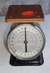 Antique American Family Scale Black, With Gold Plastic Back Cover 25LB. Fixed Price $67.22.