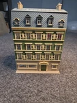 Vollmer H0 43780 Row Apartments With Shop Fully Assembled. Fixed Price $79.99.