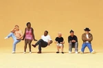 Ho Scale Preiser Figures 10474 People Sitting On The Building Stairs / Steps. Fixed Price $25.95.