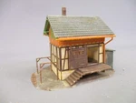 LQ1521 Faller B-156 Ho 1/87 1:87 Small Hangar Freight Mounted Model. Fixed Price $11.88.