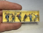 33 Railroad Track Workers Ho Preiser Painted Figures. Fixed Price $14.99.