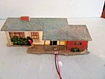 Ho - Faller Custom Led Illuminated Bungalow W/ People. Fixed Price $16.00.