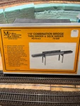 Micro Engineering 75-530 Ho 110' 3-SPAN Deck & Thru Girder Combination Bridge. Fixed Price $32.00.