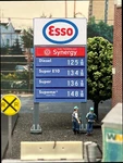 HO-1112-027-01 / 1:87 Scale Model Esso Gas Station Price Sign. Fixed Price $23.99.