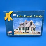 Walthers Cornerstone Lake Forest Cottage House Building 933-3608. Fixed Price $29.99.