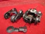 Lionel Postwar Pair Tender Trucks With Draw Bar And Roller Pick Up.. Fixed Price $12.50.