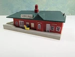 Bachmann 55-7408 Scale Passenger Station Sunnyvale Read. Fixed Price $17.70.