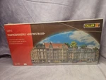 Faller 130915 Goethestrasse Row Of Town Houses Sealed New. Fixed Price $179.99.