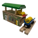 Thomas The Tank Engine Barrel Loader #99322 Complete Clickety Clack Wood Track. Fixed Price $55.00.