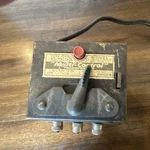 Lionel Multi-control 1041 Transformer 110V 75W Gauge Whistle Vintage. Fixed Price $5.00.