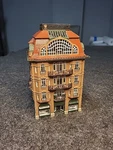 Vollmer 43770 City Building Coffee Shop Fully Assembled. Fixed Price $64.99.