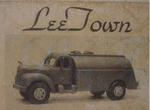 Lee Town 432-3023 Ho Scale B-61 Mack Fuel Oil Delivery Tank Truck Model Kit. Fixed Price $33.99.