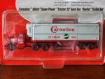 Classic Work Mini Metals 31139 Carnation White Tractor & 32' Aero-van Reef. Fixed Price $19.95.