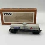 Vintage Ho Scale Tyco Arco Tank Car 40 Foot With Box. Fixed Price $12.99.