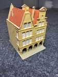 Kibri Scale 37153 1:160 German Middle Class Munster House Fully Assembled. Fixed Price $34.99.