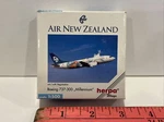 1:500 Herpa Air New Zealand United Boeing 737 Toy Model Wings Colorful Paint. Fixed Price $49.00.