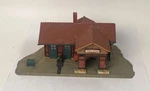 Kibri Ho 9494 Suburban Train Station 7-1/2" X 4-3/4" 2-3/4 Tall. Fixed Price $19.99.