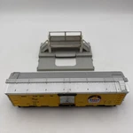 Lionel 6-19810 Gauge Bosco Products Operating Milk Car & Platform No Cans. Fixed Price $34.95.