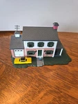 Bachmann Scale Two Story House 45813. Fixed Price $15.00.