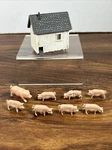 Revell Scale Chicken Coop And 8 Pigs Train Accessories Animals Farmhouse. Fixed Price $24.99.