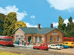 Faller 110095 Ho Scale Sonnefeld Station (with Canopyless Dock). Fixed Price $53.03.