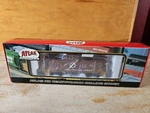 Atlas Ho #1305-2 Standard Cupola Caboose Nothern Pacific #1108 New In Box. Fixed Price $35.00.