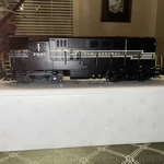2 Lionel Nyc H16-44 Diesel Locomotives 6-18385 (powered)& (non- 6-18386. Fixed Price $250.00.