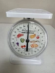 Vtg American Family Kitchen Scale White Metal Missing Glass/plastic Dial Cover. Fixed Price $30.00.