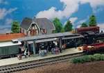 Faller 120192 Ho Scale Roofed Platform W/accessories - Kit. Fixed Price $35.99.