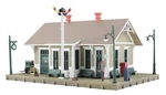 New Woodland Ho Built-&-ready Structure Danbury Depot BR5023. Fixed Price $79.69.