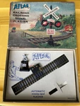 Vtg Atlas Ho Scale Railroad Crossing Signal Flasher 826-249, Usa. Fixed Price $14.99.