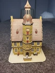 Kirbri Ho Scale #8300/38381 Historical City Hall Building Fully Assembled. Fixed Price $59.99.