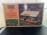 Bachmann Ho Scale Abc Freight Station Kit #47-1501 Nib. Fixed Price $10.00.