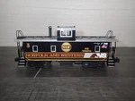 Lionel Gauge Norfolk And Western Heritage CA-4 Caboose 6-27639 Box. Fixed Price $150.00.