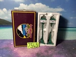 Mth #57 Metal Peacock Street Lamp Post Set Of 2 New. Fixed Price $29.99.