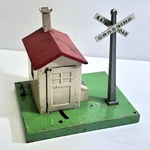 Lionel NO.45 Automatic Gateman Crossing Shack - Box Lantern Working Read. Fixed Price $26.50.
