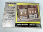 Ho Scale Bachmann Randys Candy & Grays Gifts Kit 35101 New In Sealed Box. Fixed Price $24.00.