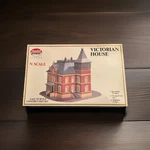 Model Power 1526 Scale Victorian House Kit.. Fixed Price $23.00.