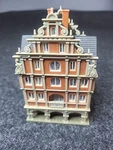 Vollmer 19521 Scale 1:160 Old Town 4 Storys Home With Shop Fully Assembled. Fixed Price $39.99.