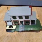 Bachmann Scale Two Story House #45813 Model Train Layout Decoration Figure. Fixed Price $12.00.