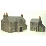 Manor Farm House - Oo/ho Card Kit Metcalfe PO250. Fixed Price $22.01.