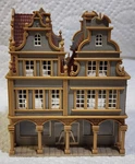 Vollmer 3740 3743 European Shops And Apartment Building Fully Assembled. Fixed Price $28.00.